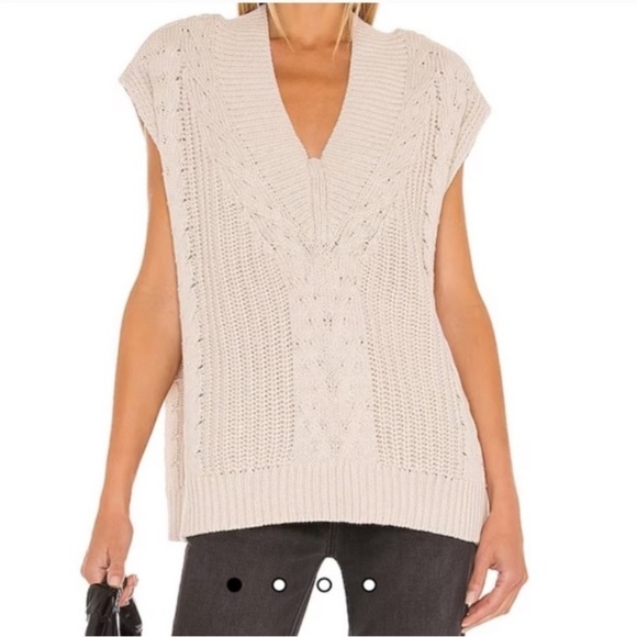 pistola Tops - Pistola Revolve Kiran oversized sweater vest in ecru color. Size XS